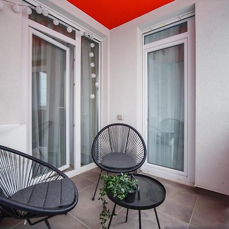 אורדאה Trendy Apartment Near City Center מראה חיצוני תמונה