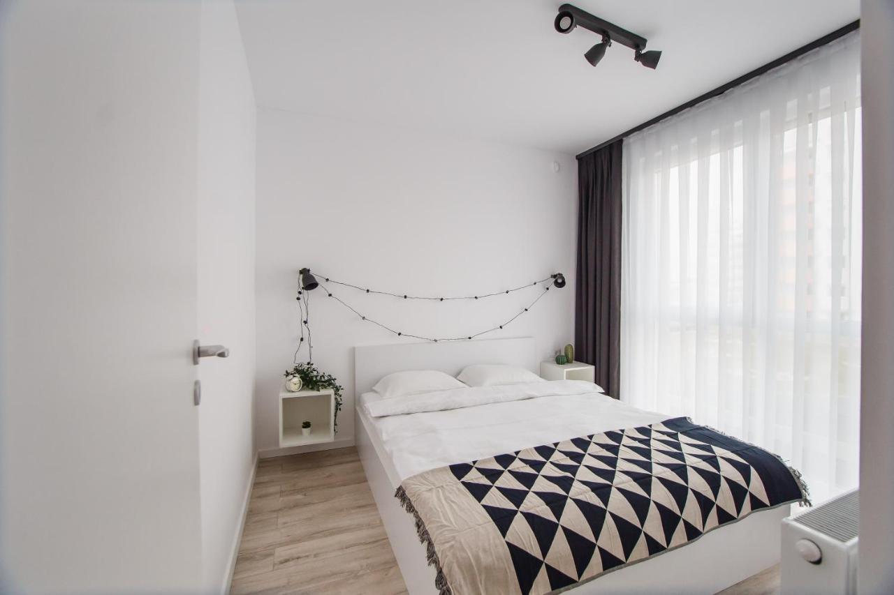 אורדאה Trendy Apartment Near City Center מראה חיצוני תמונה